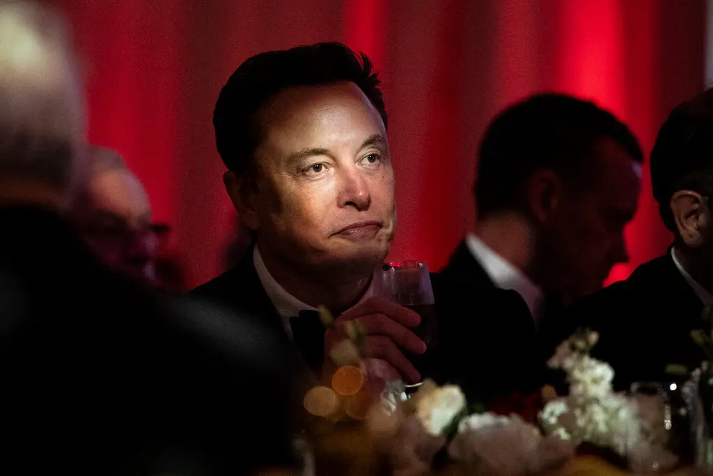 Elon Musk Gets a Crash Course in How Trumpworld Works